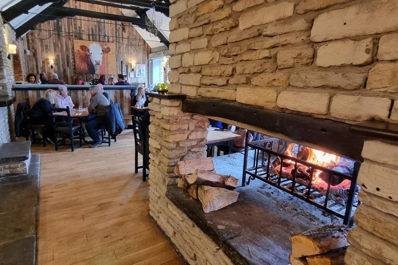 Priory Inn Tetbury Kültér fotó