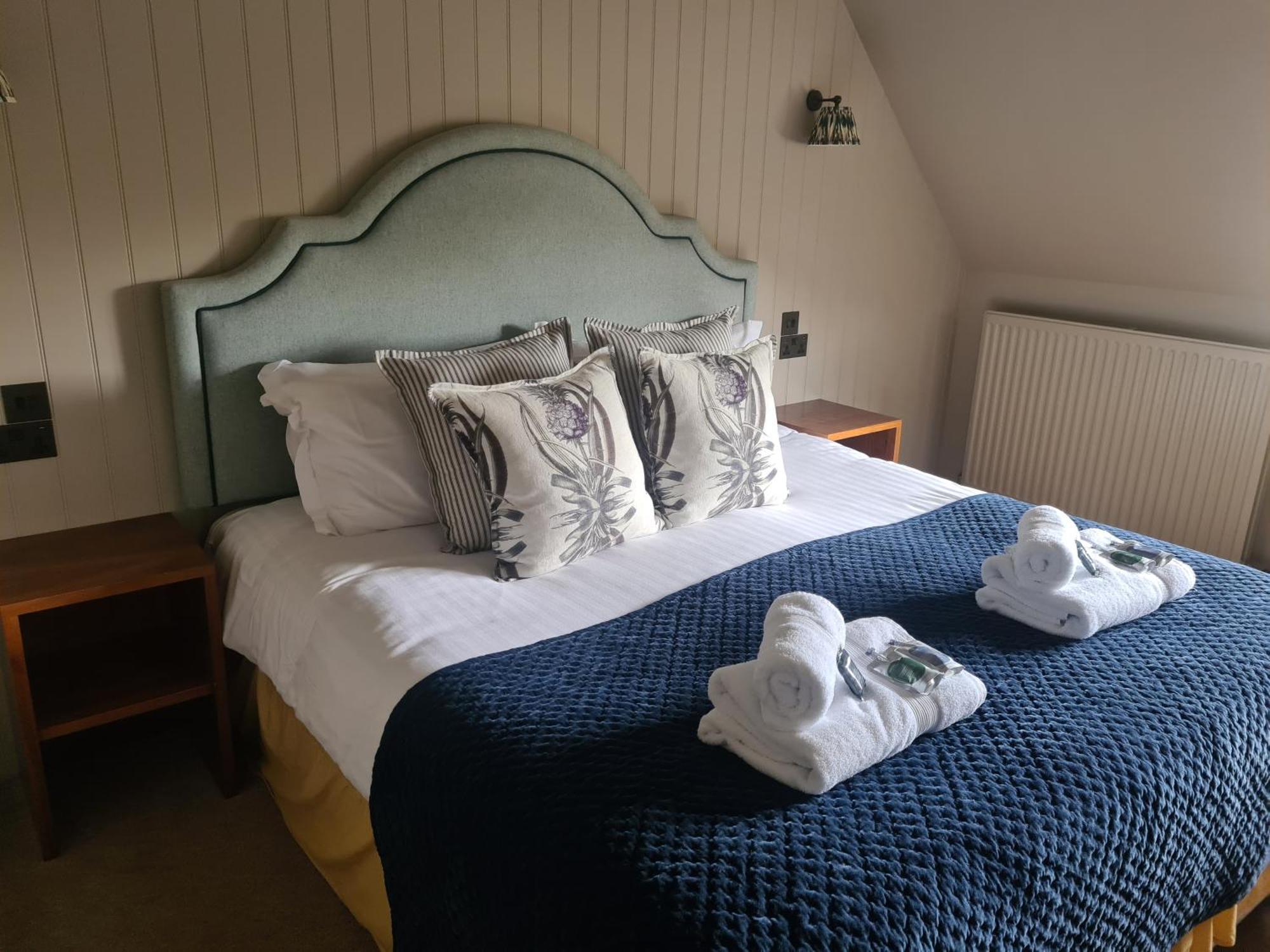 Priory Inn Tetbury Kültér fotó
